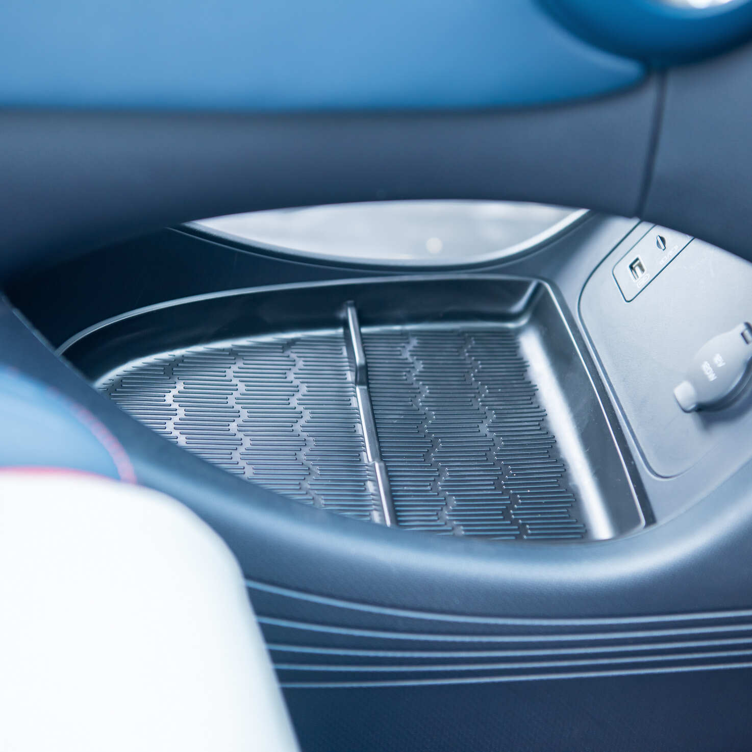 Organisateur inférieur de console centrale pour BYD Atto 3 - vue 4