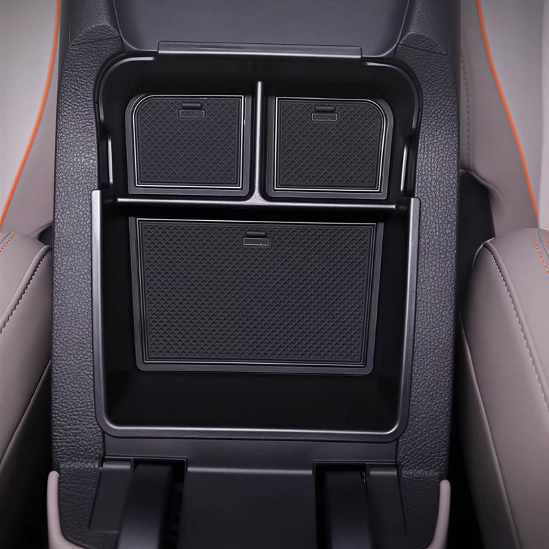 Boîte de rangement pour la commande centrale du BYD Sealion 5 - vue 2